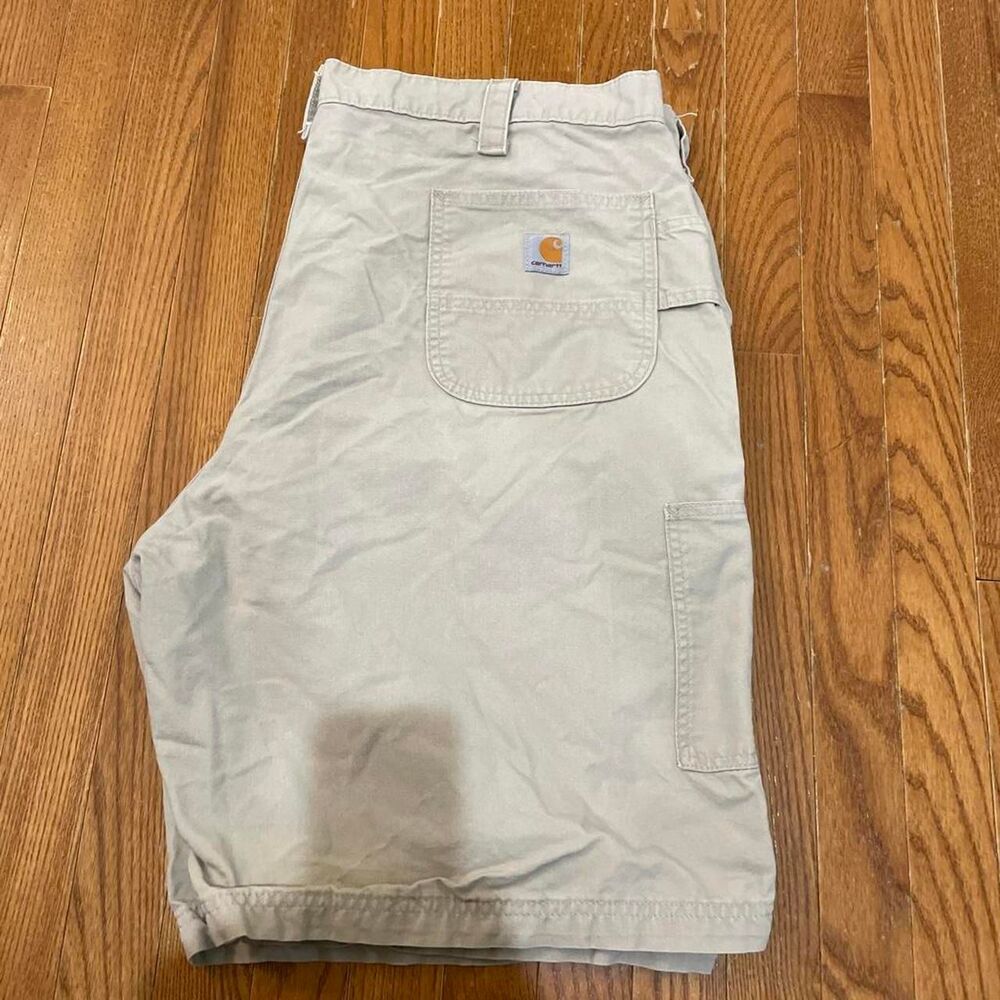 Carhartt Men's Grey and Cream Shorts